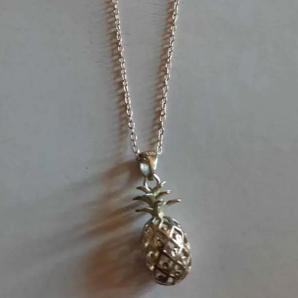 🌬♥️Pineapple Silver Pendant Necklace - Picture 2 of 7